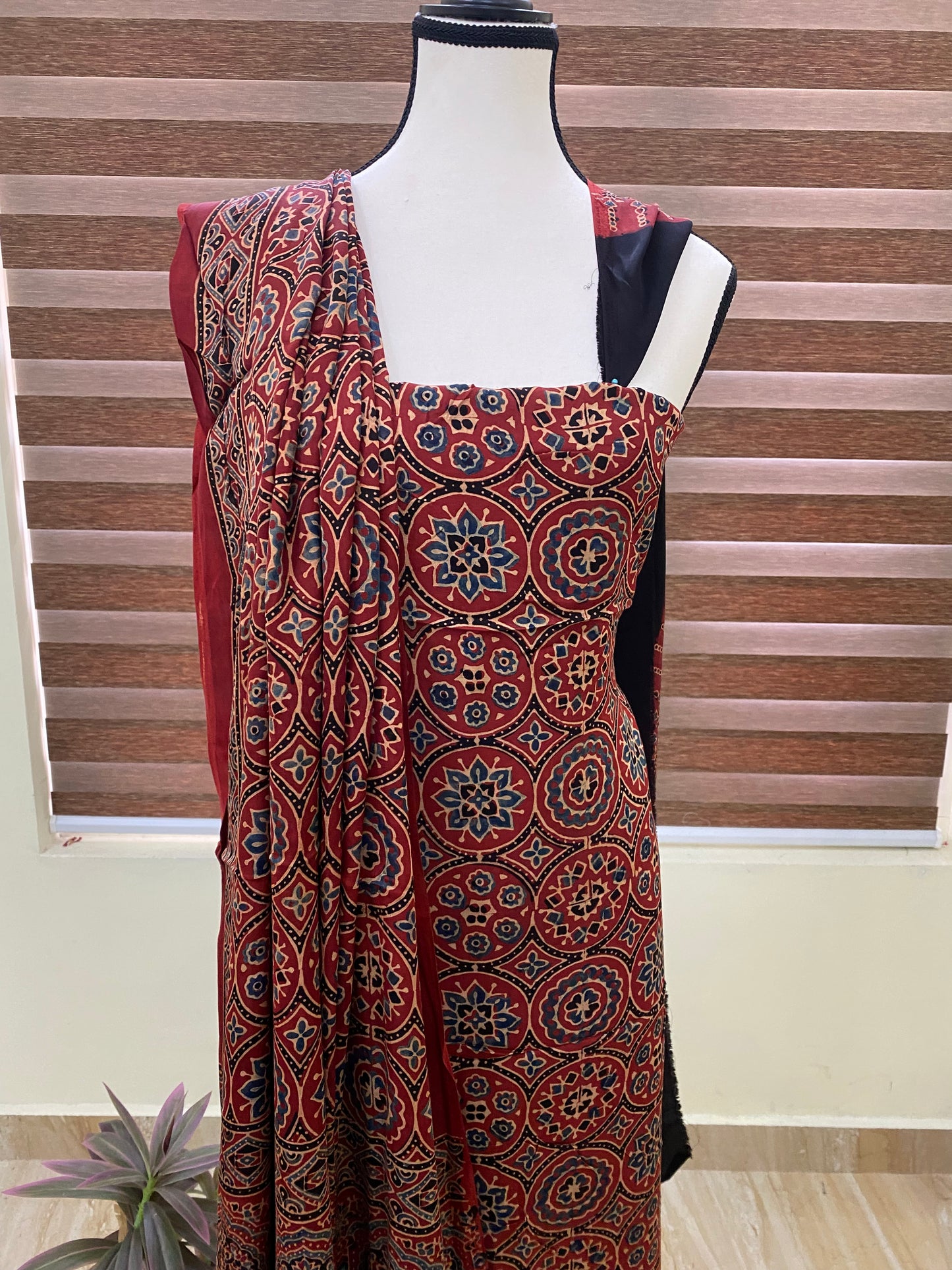 Modal salwar set