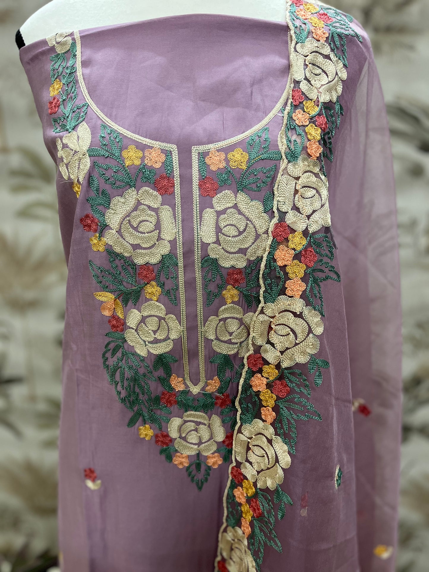 Machine work embroidery