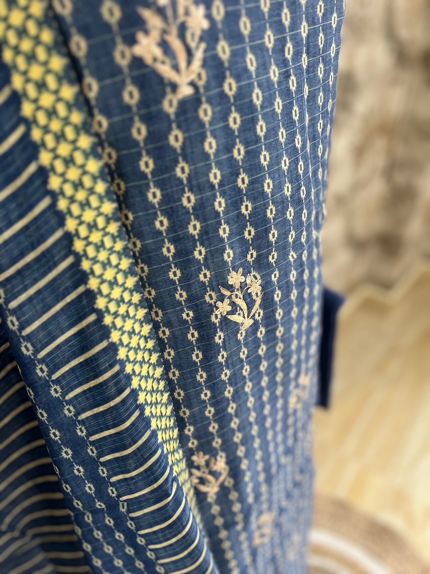 Blue & beige