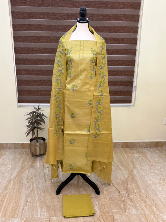 Tussar silk set