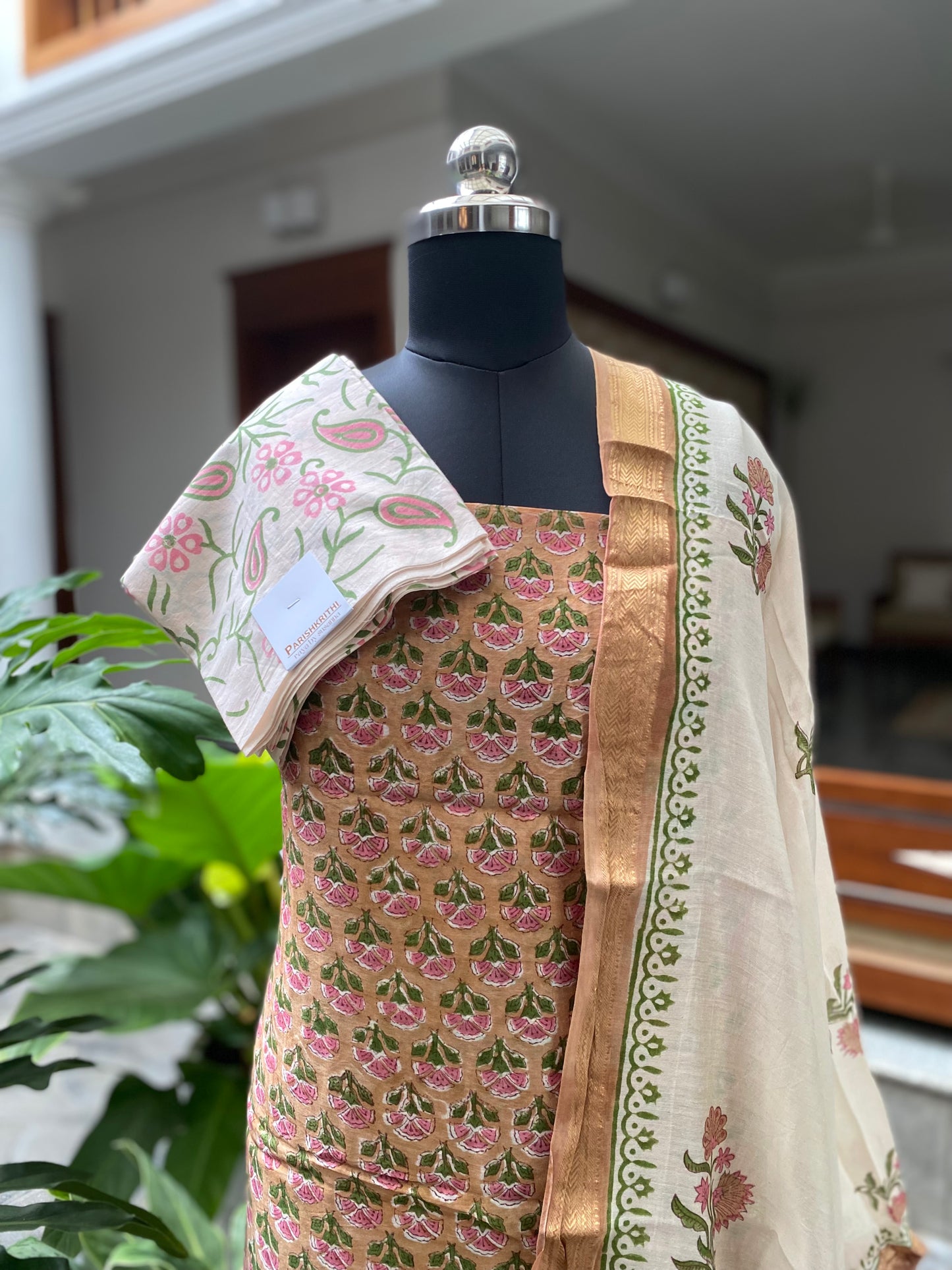 PA-A-125 Maheswari silk