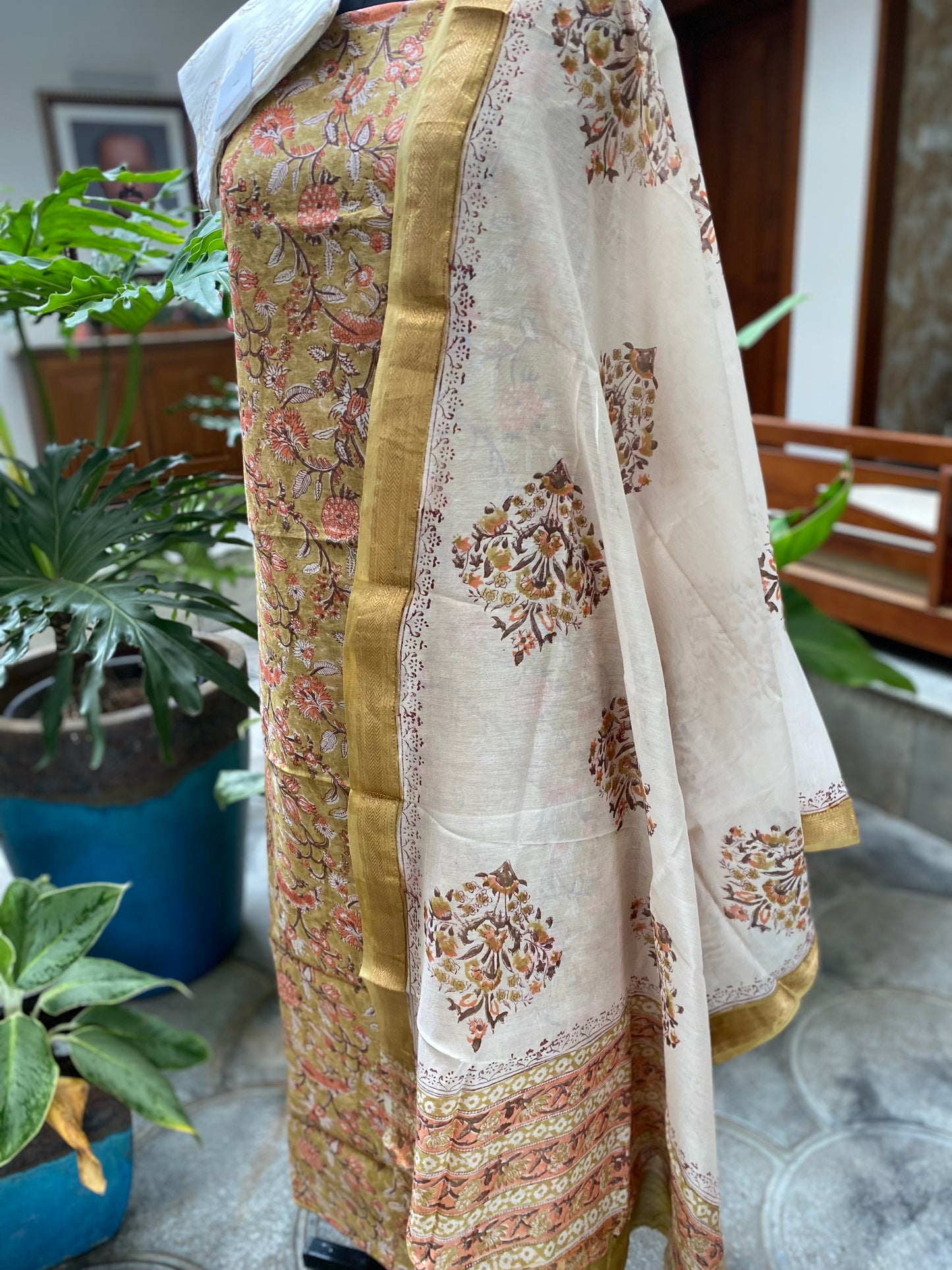 PA-A-125 Maheswari silk