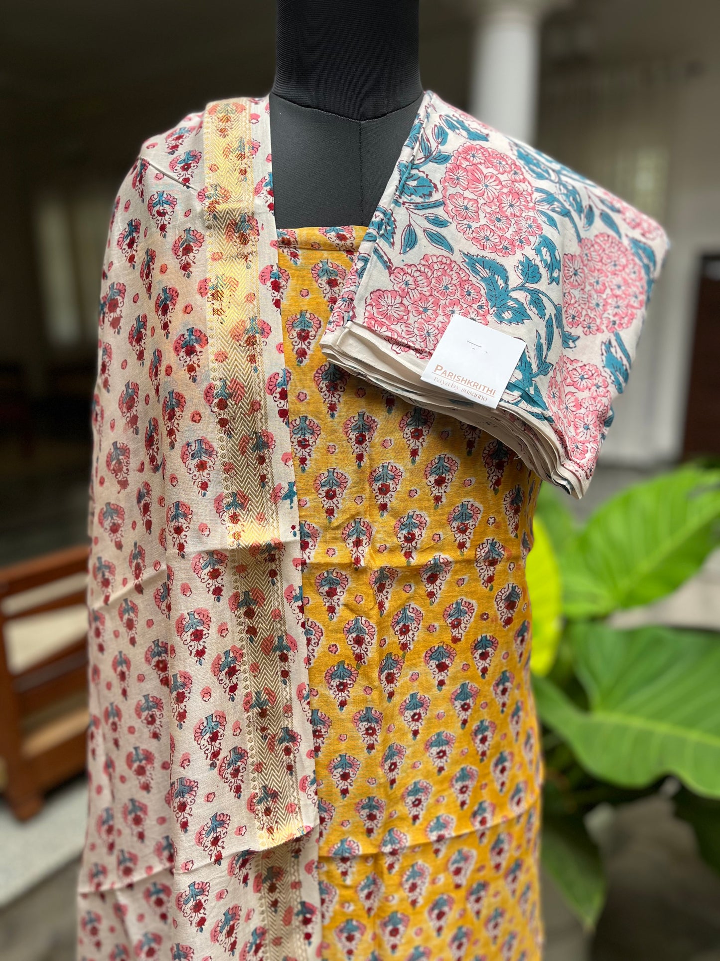 PA-A-125 Maheswari silk