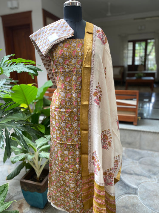 PA-A-125 Maheshwari silk