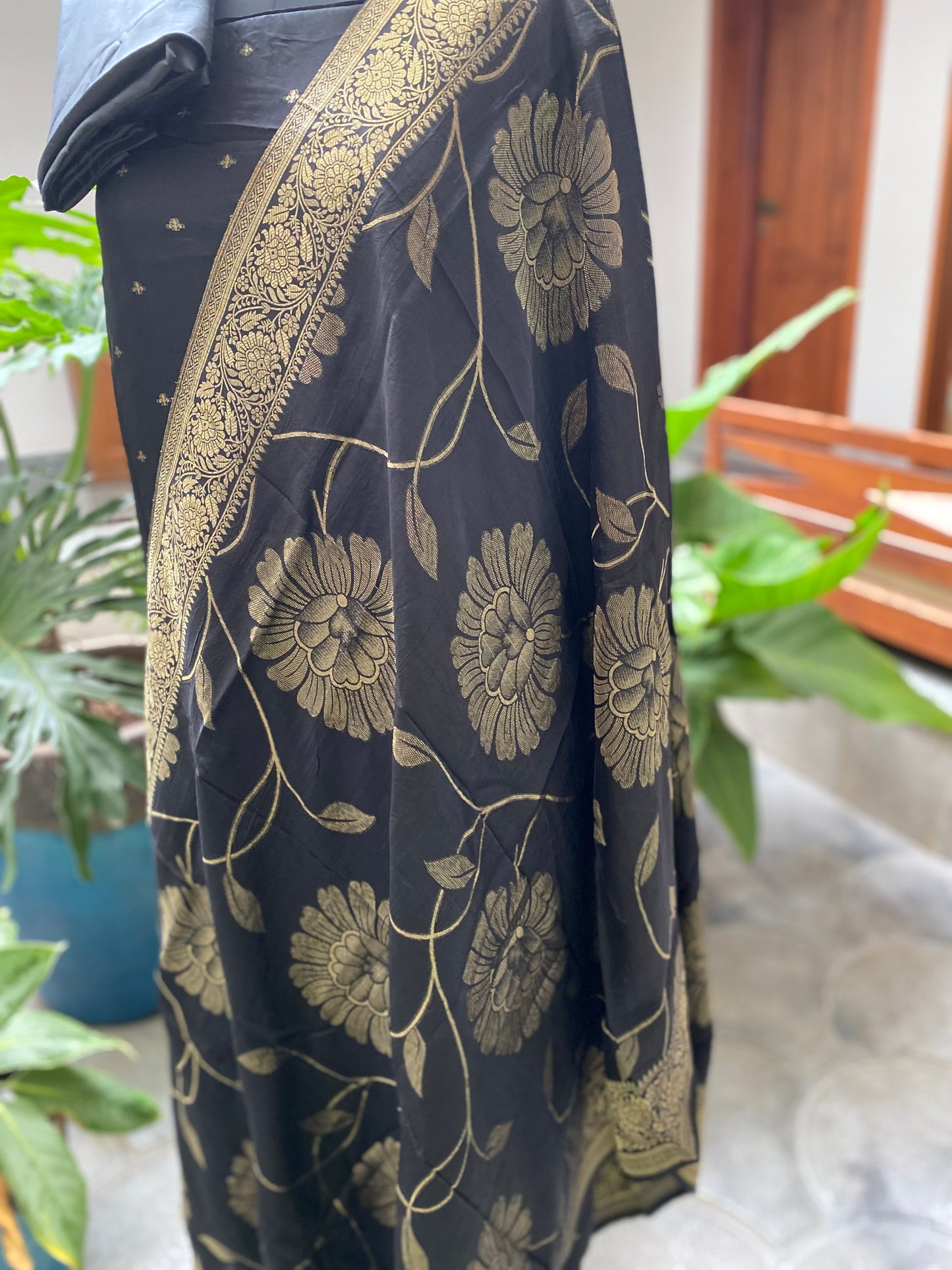 PA-C-127 Black Banarasi