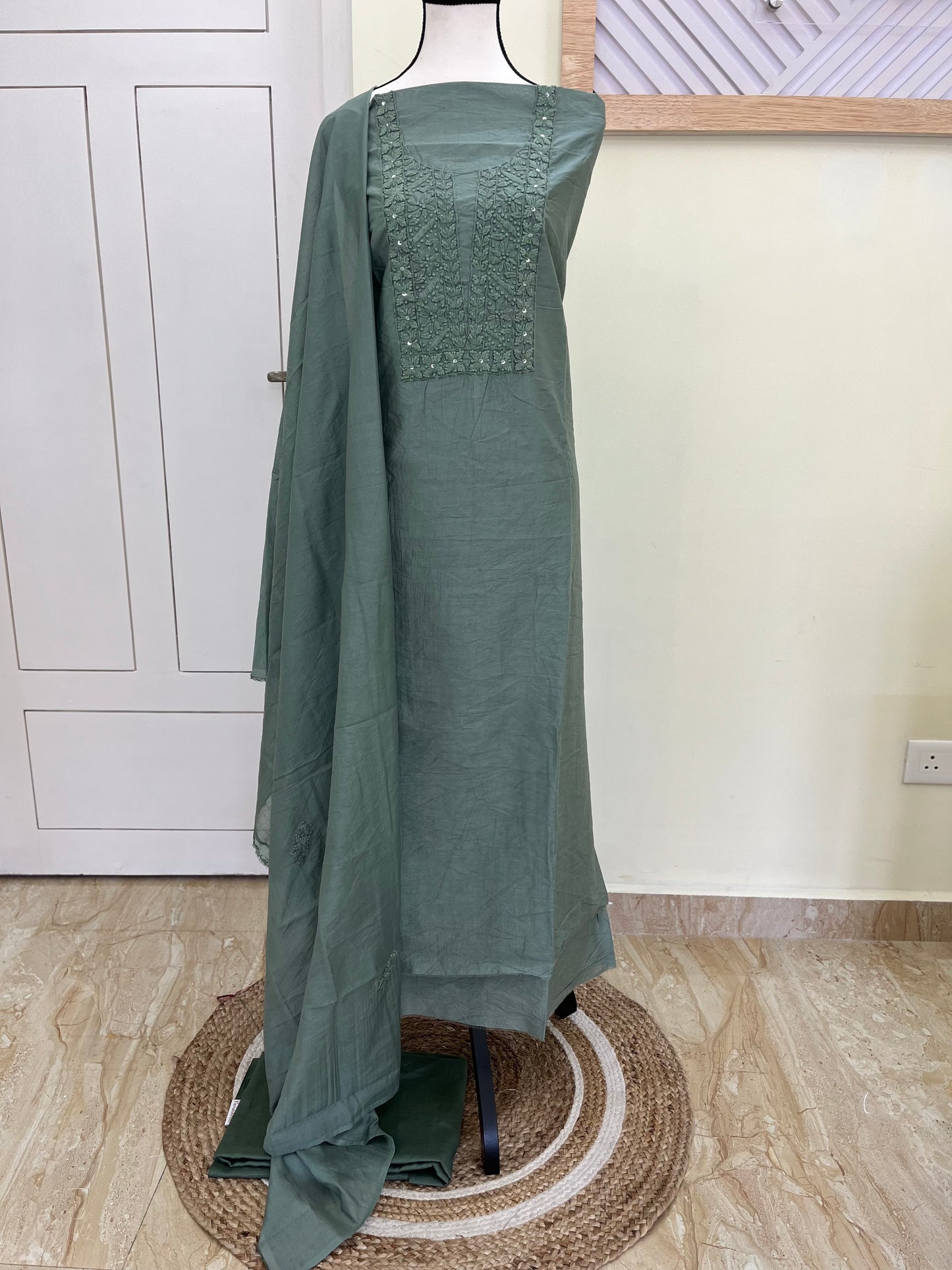 Semi chanderi chikenkaari salwar set