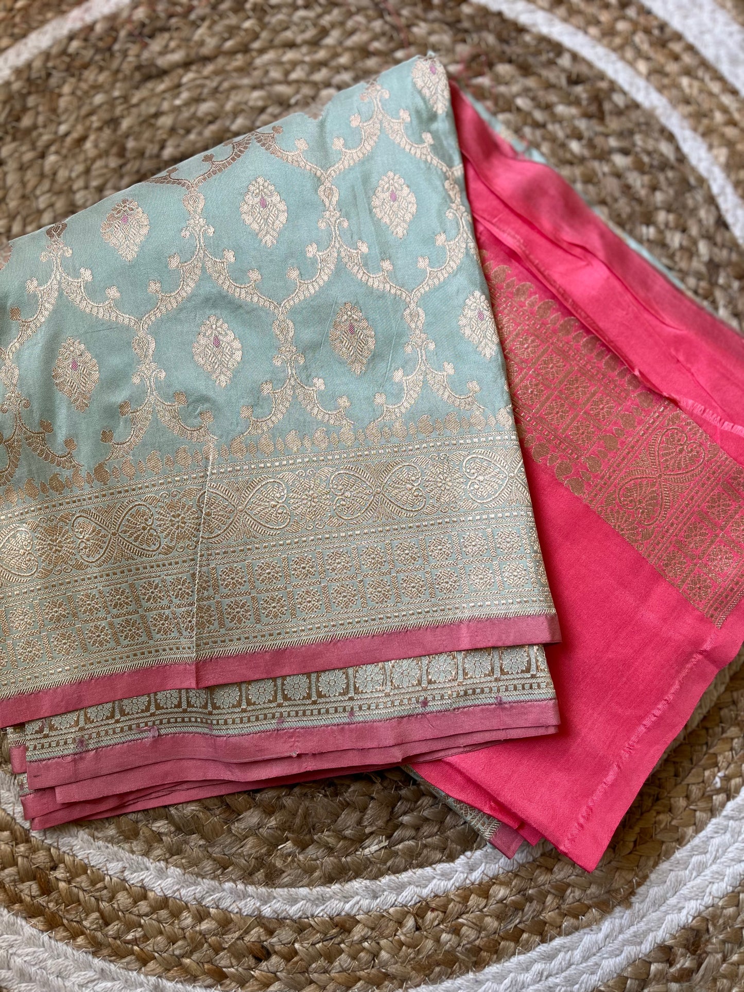 Contrast silk Banarasi