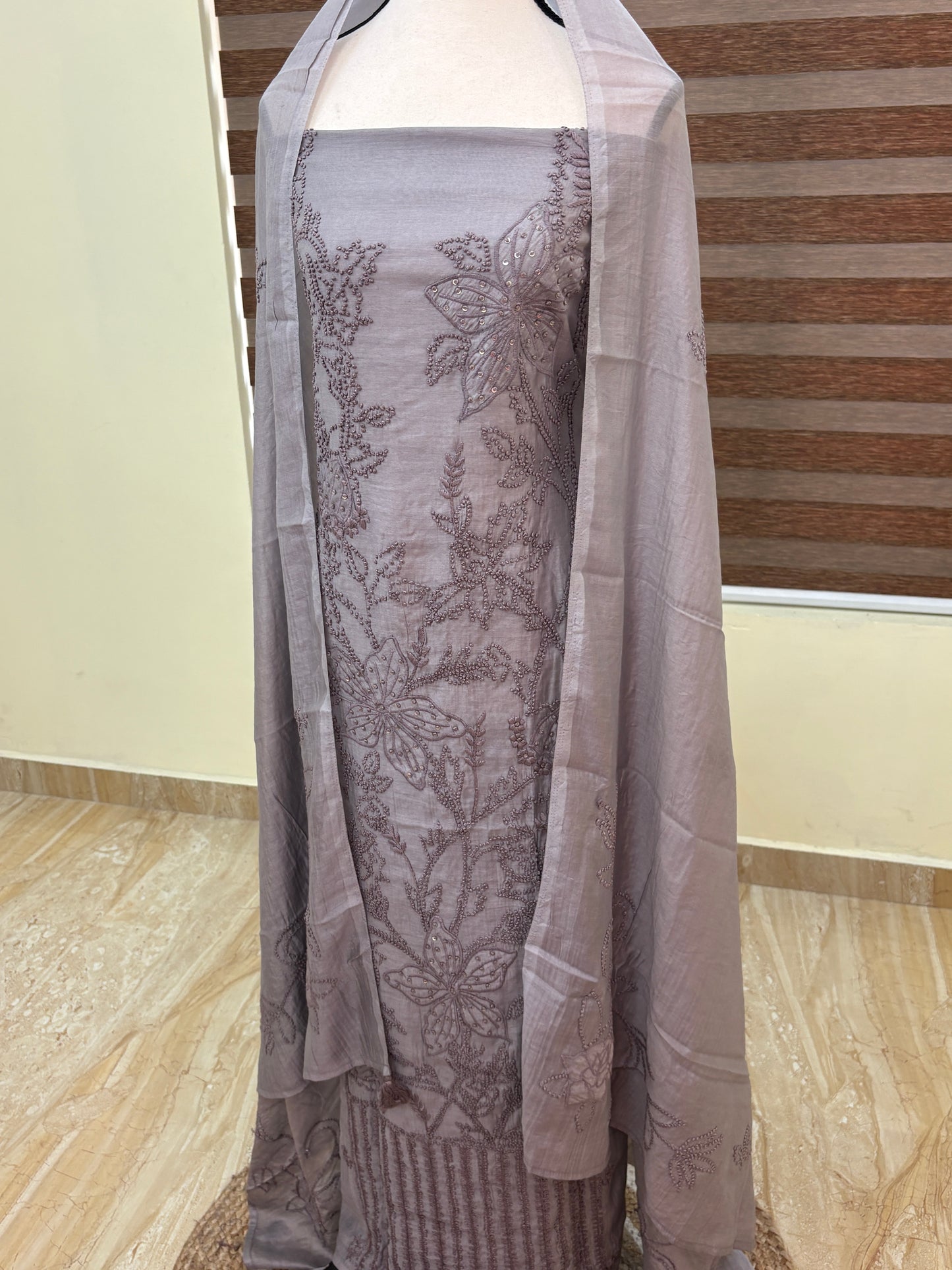 Lucknowi set
