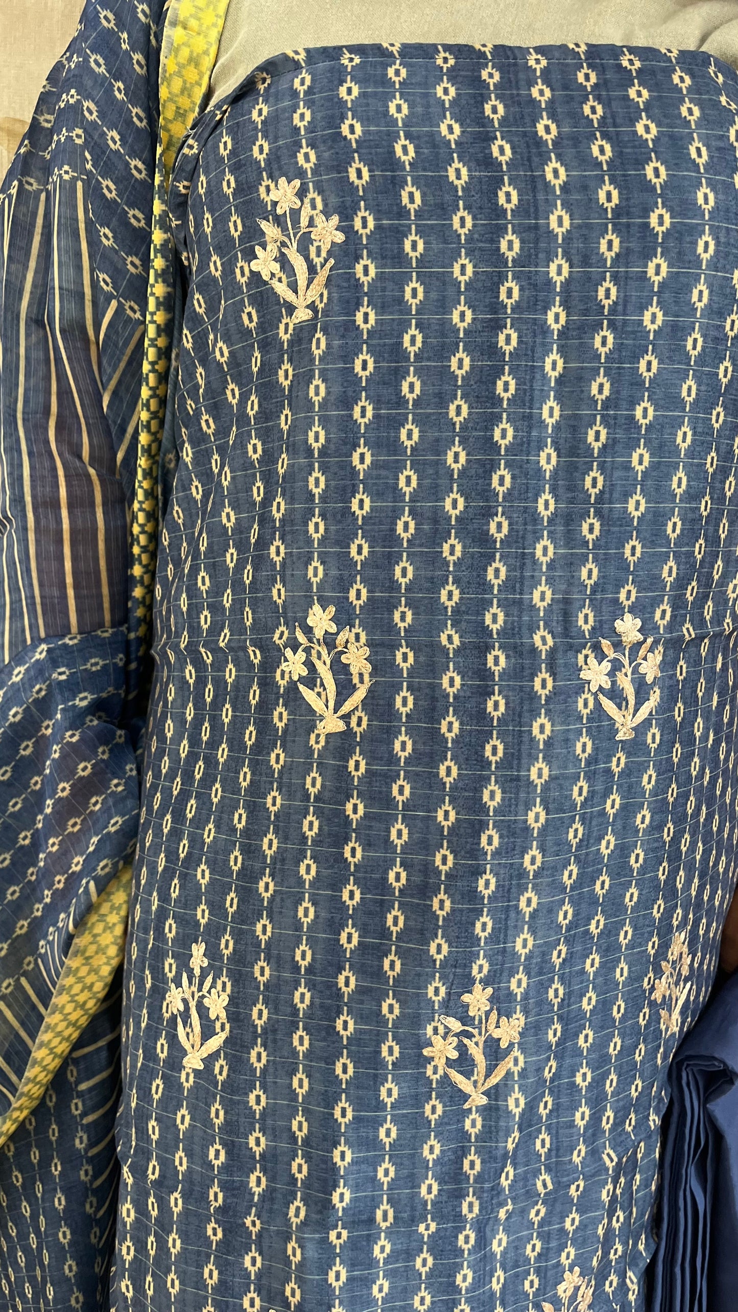 Blue & beige