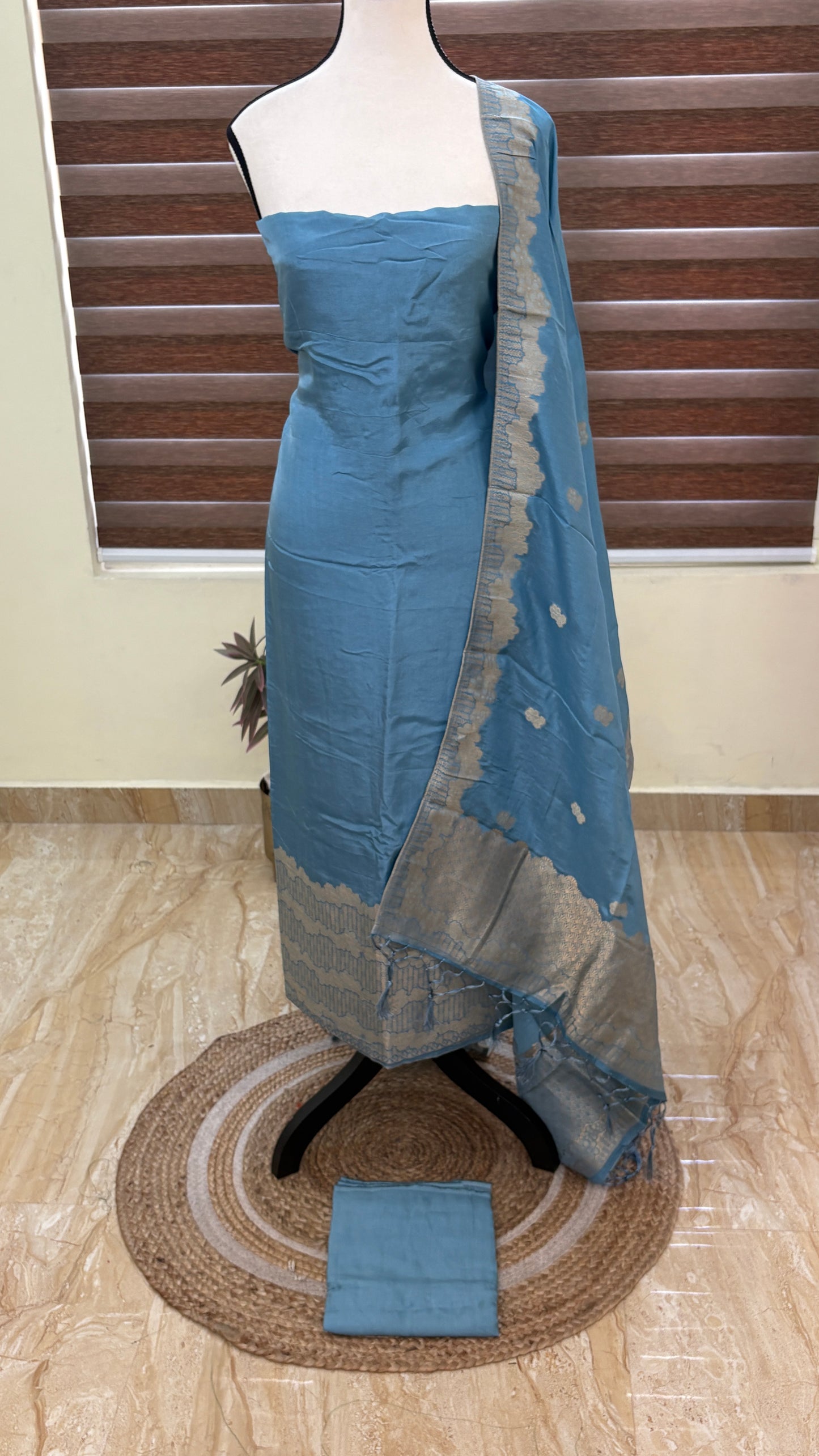 Banarasi salwar set