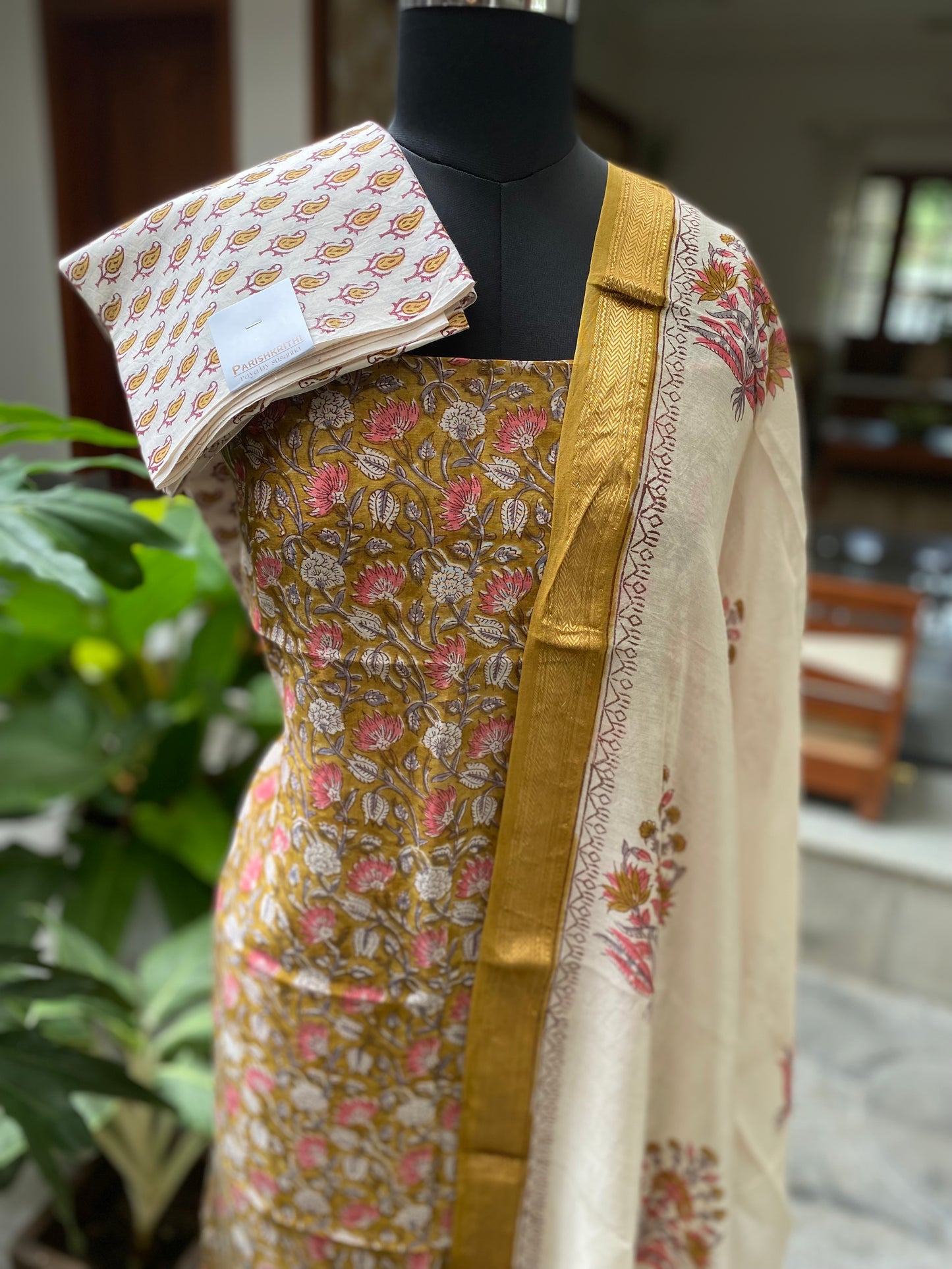 PA-A-125 Maheshwari silk