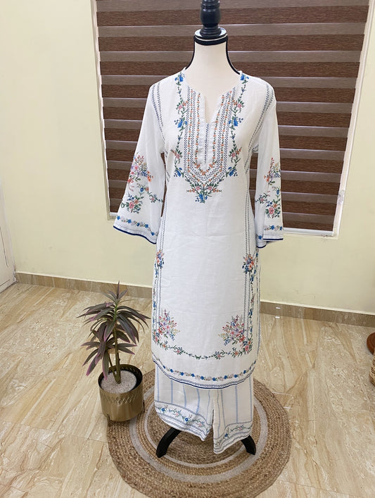 Tiya (white)
