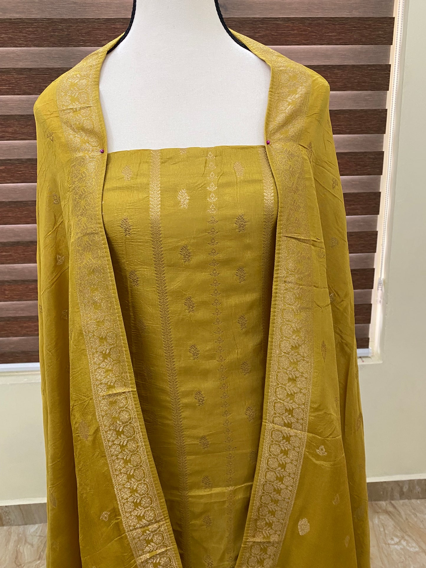 Banarasi salwar set