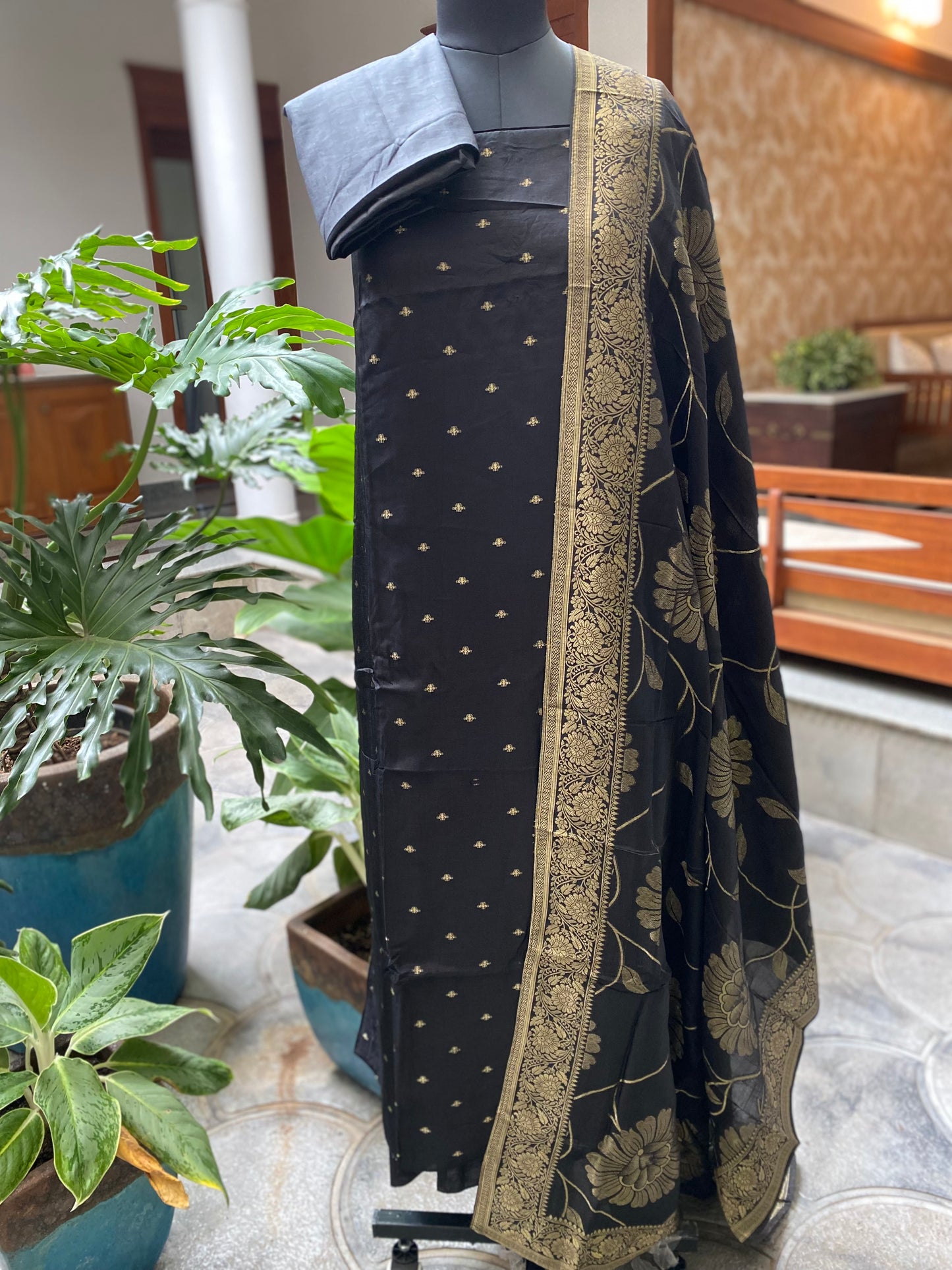 PA-C-127 Black Banarasi