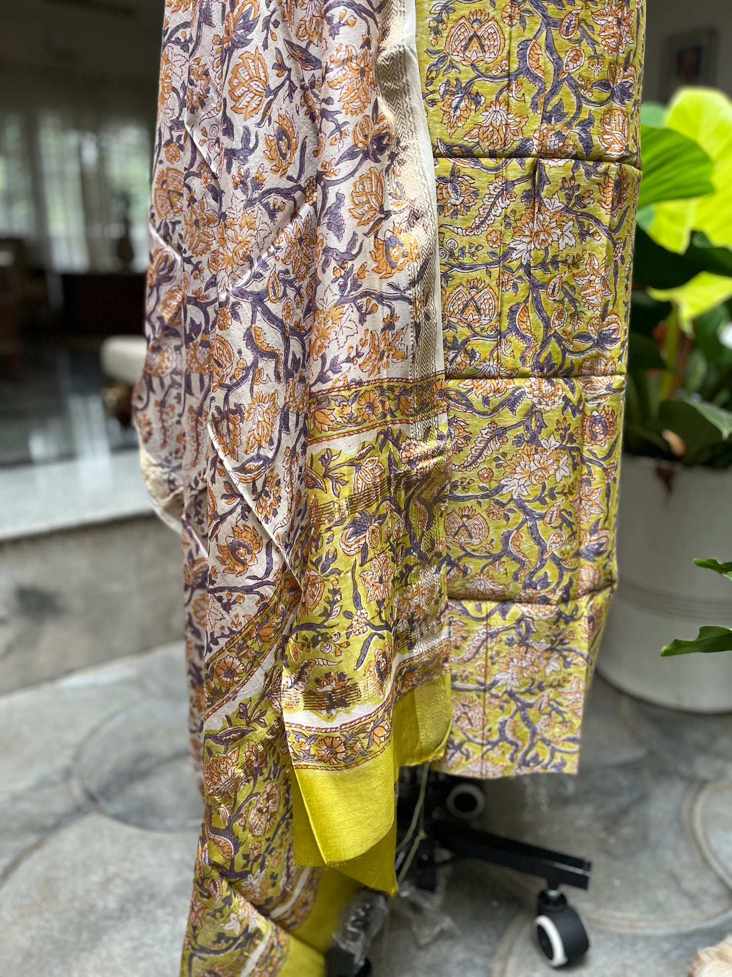 PA-A-125 Maheswari silk