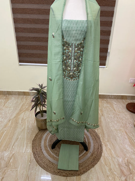 Linen hand embroidery set