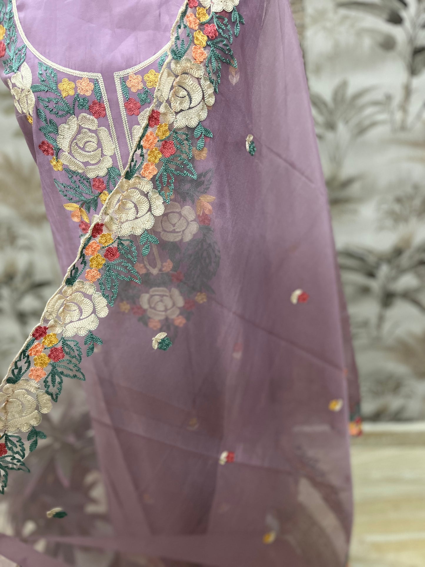 Machine work embroidery