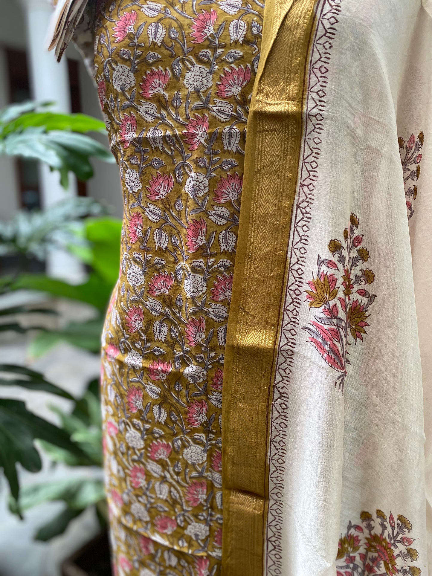PA-A-125 Maheshwari silk